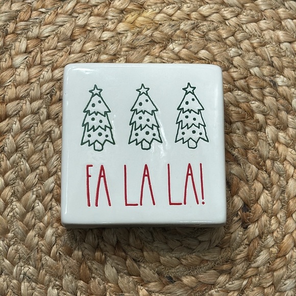 Rae Dunn Fa La La! Christmas Block Sign NEW - Picture 4 of 7